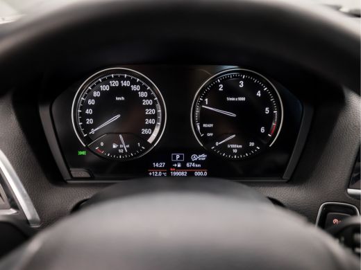 BMW 1-serie 118d High Executive 150Pk Automaat (NAVIGATIE, DIGITAL COCKPIT, STOELVERWARMING, LEDEREN SPORTSTO... ActivLease financial lease