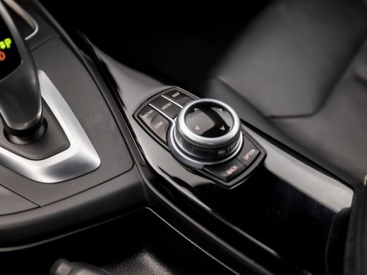BMW 1-serie 118d High Executive 150Pk Automaat (NAVIGATIE, DIGITAL COCKPIT, STOELVERWARMING, LEDEREN SPORTSTO... ActivLease financial lease