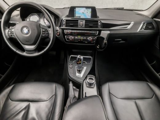 BMW 1-serie 118d High Executive 150Pk Automaat (NAVIGATIE, DIGITAL COCKPIT, STOELVERWARMING, LEDEREN SPORTSTO... ActivLease financial lease