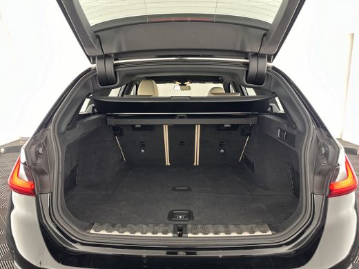 BMW 3 Serie Touring 330i High Executive Edition Sport-Pack Aut. *VERNASCA-FULL-LEATHER | DIGI-COCKPIT | FULL-... ActivLease financial lease