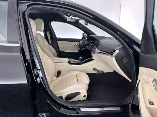 BMW 3 Serie Touring 330i High Executive Edition Sport-Pack Aut. *VERNASCA-FULL-LEATHER | DIGI-COCKPIT | FULL-... ActivLease financial lease