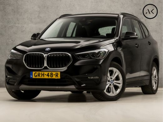 BMW X1 xDrive25e Sportline 221Pk Automaat (GROOT NAVI, CLIMATE, ALCANTARA, ELEK ACHTERKLEP, SPORTSTOELEN...