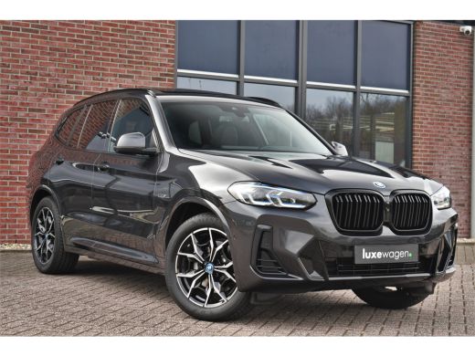 BMW X3 xDrive30e M-Sport Pano Trekh El-zetels HUD 360 Laser Adp-demping ActivLease financial lease