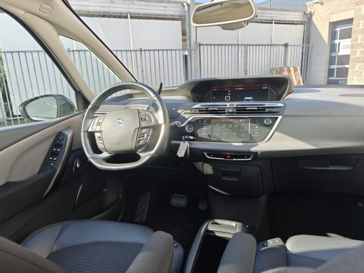 Citroën Grand C4 Spacetourer Citroen 1.2 PureTech Shine | 2 stoelen op derde rij | Achteruitrijcamera | Airco (automatisch) ActivLease financial lease
