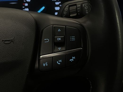 Ford Fiesta Ford 1.0 EcoBoost Hybrid Titanium Stoelverwarming | Stuurverwarming | Parkeersensoren | 16'' LMV ... ActivLease financial lease