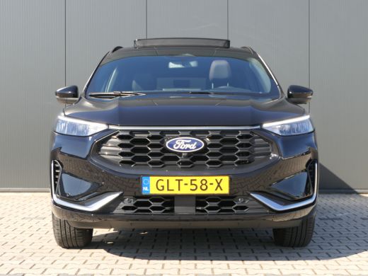 Ford Kuga Ford 2.5 PHEV ST-Line X | Panoramadak | Winterpack | 19 Inch | LED | B&O | Elektrische AGR Stoele... ActivLease financial lease
