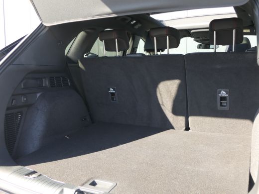 Ford Kuga Ford 2.5 PHEV ST-Line X | Panoramadak | Winterpack | 19 Inch | LED | B&O | Elektrische AGR Stoele... ActivLease financial lease