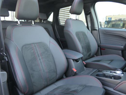 Ford Kuga Ford 2.5 PHEV ST-Line X | Panoramadak | Winterpack | 19 Inch | LED | B&O | Elektrische AGR Stoele... ActivLease financial lease
