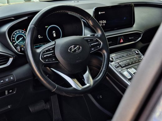 Hyundai Santa Fe 1.6 T-GDI PHEV Premium Sky 7p. | 360 Graden camera | Apple Carplay | Stoelverwarming/verkoeling |... ActivLease financial lease
