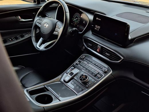 Hyundai Santa Fe 1.6 T-GDI PHEV Premium Sky 7p. | 360 Graden camera | Apple Carplay | Stoelverwarming/verkoeling |... ActivLease financial lease