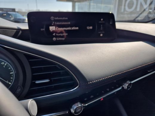 Mazda 3 2.0 e-SkyActiv-X M Hybrid 186 Takumi | Lederen bekleding | Bose audiosysteem | Navigatie | Stoelv... ActivLease financial lease