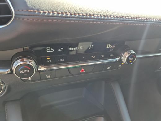 Mazda 3 2.0 e-SkyActiv-X M Hybrid 186 Takumi | Lederen bekleding | Bose audiosysteem | Navigatie | Stoelv... ActivLease financial lease