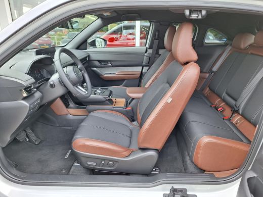 Mazda MX-30 e-SkyActiv R-EV 170 Makoto ActivLease financial lease