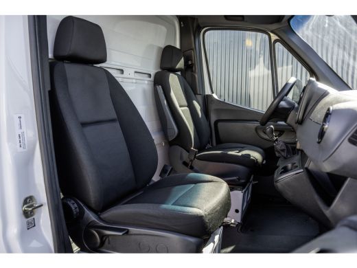 Mercedes Sprinter 314 CDI Bakwagen met laadklep | 143 PK | Carplay | Climate | Euro 6 ActivLease financial lease