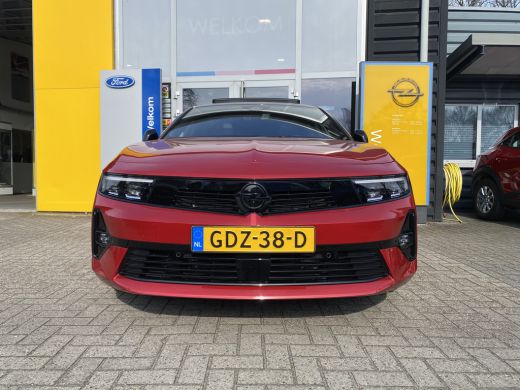 Opel Astra Opel 1.6 180PK PLUG-IN HYBRID ULTIMATE |DEMO-DEAL| NAVIGATIE| CAMERA| ADAPTIEVE CRUISE CONTROL| I... ActivLease financial lease
