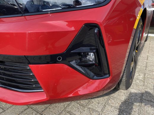 Opel Astra Opel 1.6 180PK PLUG-IN HYBRID ULTIMATE |DEMO-DEAL| NAVIGATIE| CAMERA| ADAPTIEVE CRUISE CONTROL| I... ActivLease financial lease