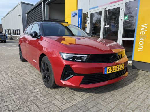 Opel Astra Opel 1.6 180PK PLUG-IN HYBRID ULTIMATE |DEMO-DEAL| NAVIGATIE| CAMERA| ADAPTIEVE CRUISE CONTROL| I... ActivLease financial lease
