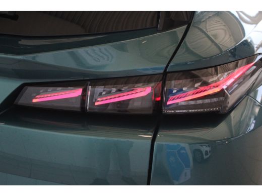 Peugeot 308 SW 1.2 PureTech GT | STOELVERWARMING | MATRIX LED | DRAADLOZE CARPLAY | DAB+ | 18' LMV | LUXE UIT... ActivLease financial lease