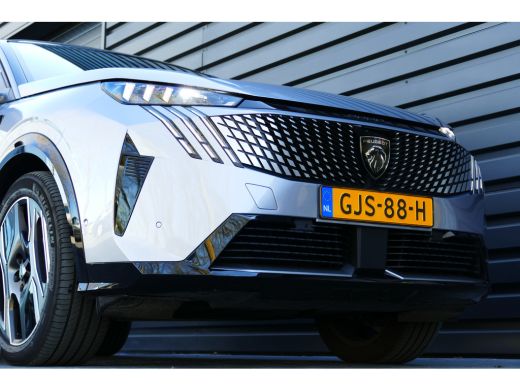 Peugeot E-5008 EV 210PK 73KWH GT AUTOMAAT / NAVI / CLIMA / PDC / 19"LMV / CAMERA / KEYLESS / FULL-LED / BLUETOOT... ActivLease financial lease