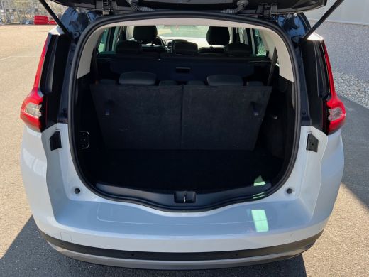 Renault Grand Scénic 1.3 TCe 140pk /Automaat/7-persoons/Camera/Pearl white/Carplay ActivLease financial lease