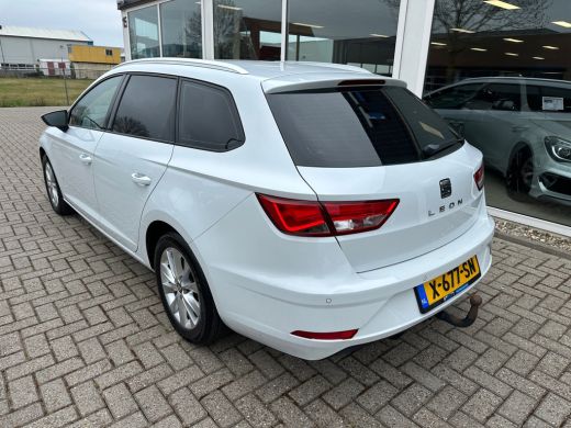 Seat León ST 1.5 TSI Xcellence Business Intense Adaptieve Cruise ActivLease financial lease