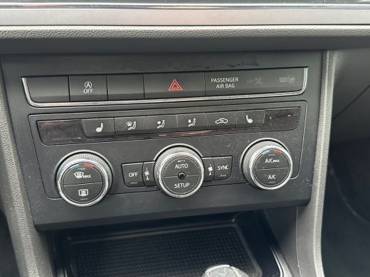 Seat León ST 1.5 TSI Xcellence Business Intense Adaptieve Cruise ActivLease financial lease