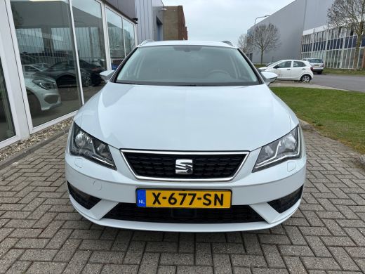 Seat León ST 1.5 TSI Xcellence Business Intense Adaptieve Cruise ActivLease financial lease
