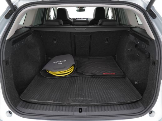Skoda Enyaq iV 80 [ 3-Fase ] (INCL-BTW) *PANO | FULL-LEATHER | ADAPT.CRUISE | HEAD-UP | MEMORY-PACK | FULL-LED |... ActivLease financial lease