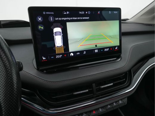 Skoda Enyaq iV 80 [ 3-Fase ] (INCL-BTW) *PANO | FULL-LEATHER | ADAPT.CRUISE | HEAD-UP | MEMORY-PACK | FULL-LED |... ActivLease financial lease