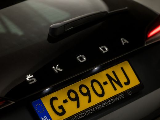 Skoda Scala 1.0 TSI Sportline Automaat (DIGITAL COCKPIT, APPLE CARPLAY, GROOT NAVI, CLIMATE, STOELVERWARMING,... ActivLease financial lease