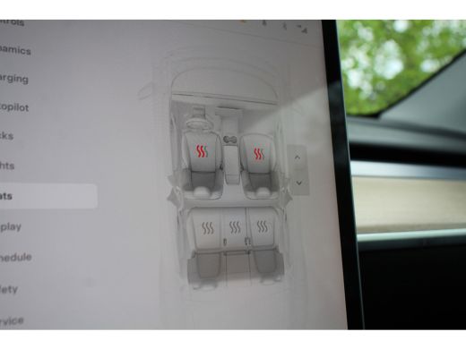 Tesla Model Y Long Range 75 AWD | NL-AUTO! | 1 EIGENAAR! | PANODAK | LEDER | AUTO PILOT | PRACHTIGE STAAT! ActivLease financial lease