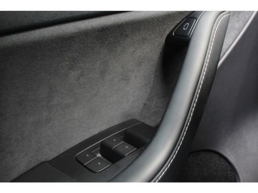 Tesla Model Y Long Range 75 AWD | NL-AUTO! | 1 EIGENAAR! | PANODAK | LEDER | AUTO PILOT | PRACHTIGE STAAT! ActivLease financial lease