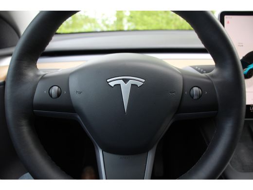 Tesla Model Y Long Range 75 AWD | NL-AUTO! | 1 EIGENAAR! | PANODAK | LEDER | AUTO PILOT | PRACHTIGE STAAT! ActivLease financial lease