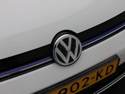 Volkswagen e-Golf E-DITION 136 Pk Automaat | Full LED | Navigatie | Climate Control | Adaptive Cruise | 87.244 Km!! ActivLease financial lease