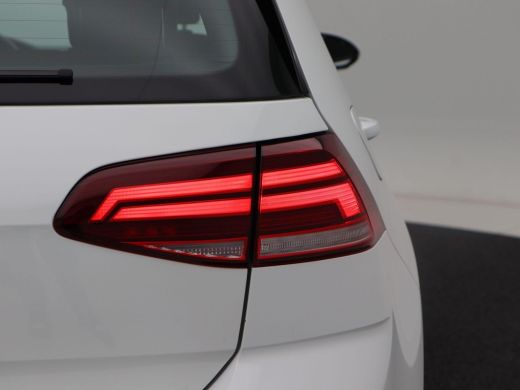 Volkswagen e-Golf E-DITION 136 Pk Automaat | Full LED | Navigatie | Climate Control | Adaptive Cruise | 87.244 Km!! ActivLease financial lease