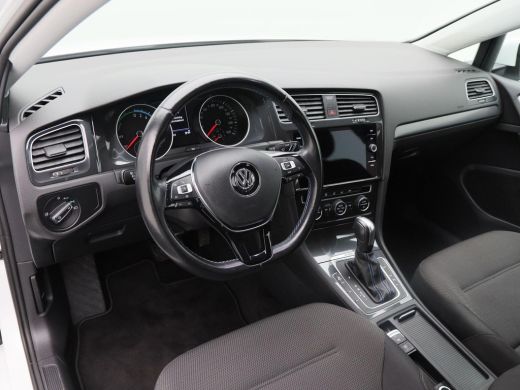 Volkswagen e-Golf E-DITION 136 Pk Automaat | Full LED | Navigatie | Climate Control | Adaptive Cruise | 87.244 Km!! ActivLease financial lease