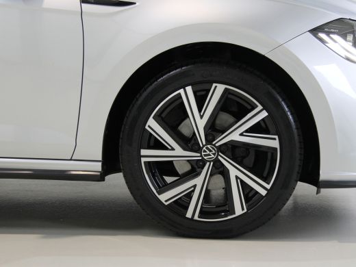 Volkswagen Polo 1.0 TSI 110pk DSG R-Line | IQ LED | ACC ActivLease financial lease