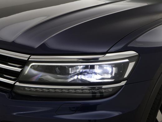 Volkswagen Tiguan 2.0 TDI DSG 4MOTION R-LINE + 20 INCH | PANORAMA | VIRTUAL COCKPIT | WEGKL. TREKHAAK | ADAPTIVE CR... ActivLease financial lease