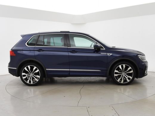 Volkswagen Tiguan 2.0 TDI DSG 4MOTION R-LINE + 20 INCH | PANORAMA | VIRTUAL COCKPIT | WEGKL. TREKHAAK | ADAPTIVE CR... ActivLease financial lease