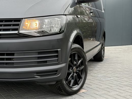 Volkswagen Transporter 2.0 TDI / L1H1 / 1e EIG. / AIRCO / CRUISE / BLUETOOTH / LMV / 3-ZITS ActivLease financial lease