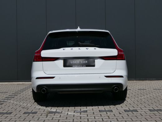Volvo  V60 T4 Pro Lederen Bekleding | Stoelverwarming | Achteruitrijcamera | Apple Carplay/Android Auto | Pa... ActivLease financial lease
