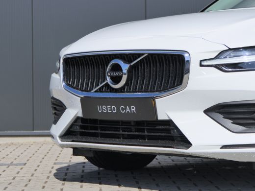 Volvo  V60 T4 Pro Lederen Bekleding | Stoelverwarming | Achteruitrijcamera | Apple Carplay/Android Auto | Pa... ActivLease financial lease
