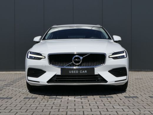 Volvo  V60 T4 Pro Lederen Bekleding | Stoelverwarming | Achteruitrijcamera | Apple Carplay/Android Auto | Pa... ActivLease financial lease