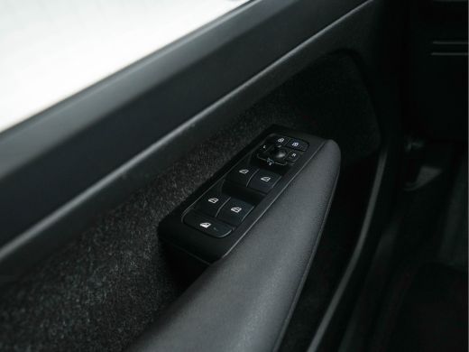 Volvo  XC40 1.5 T4 Recharge Inscription Expression (INCL-BTW) *FULL-LEATHER | DIGI-COCKPIT | FULL-LED | KEYLE... ActivLease financial lease