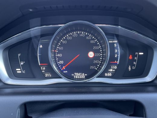 Volvo  XC60 Volvo R-Design 5-Cilinder! | Adaptieve Cruise | BLIS | Panoramadak | Afn. Trekhaak | R-Design ActivLease financial lease