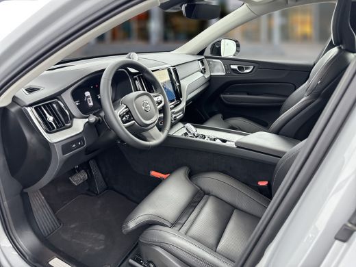 Volvo  XC60 T8 Recharge AWD Ultra Dark | 21" | Bowers & Wilkins | Nappa leder | Massage stoelen | Trekhaak | ... ActivLease financial lease