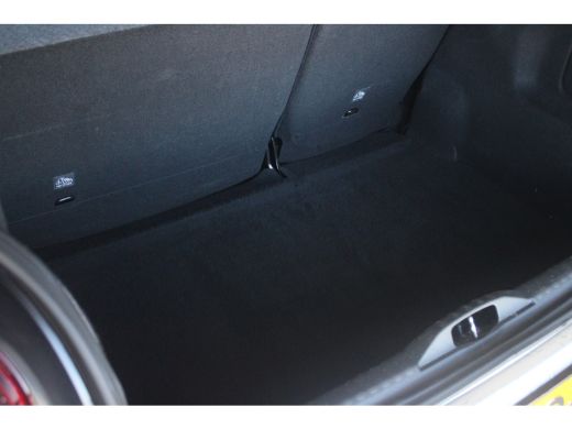 Citroën C3 1.2 82-PK C-Series | NAVI | CLIMATE | PDC | DAB+ | CRUISE CONTROL | ActivLease financial lease