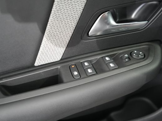 Citroën C4 Citroen 1.2 Hybrid 136 Business | Adaptive Cruise Control | Achteruitrijcamera | Airco (automatis... ActivLease financial lease