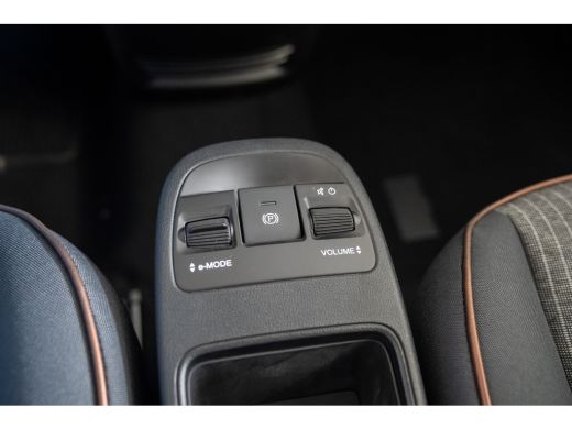 Fiat 500E Icon 24 kWh | Navigatie | Apple Carplay & Android Auto | Climate Controle | Cruise Controle | ActivLease financial lease
