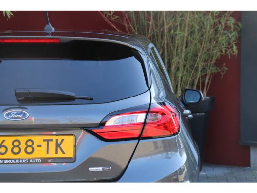 Ford Fiesta 1.0 EcoBoost Hybrid ST-Line Unieke km.stand! | Stoel+ stuurverw. | Apple Carplay | Clima | 17'' ActivLease financial lease